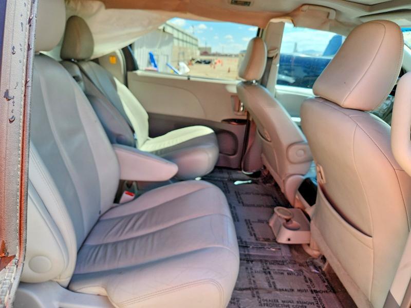 2013 TOYOTA SIENNA XLE 8-PASSENGER — Фото 11 из 14