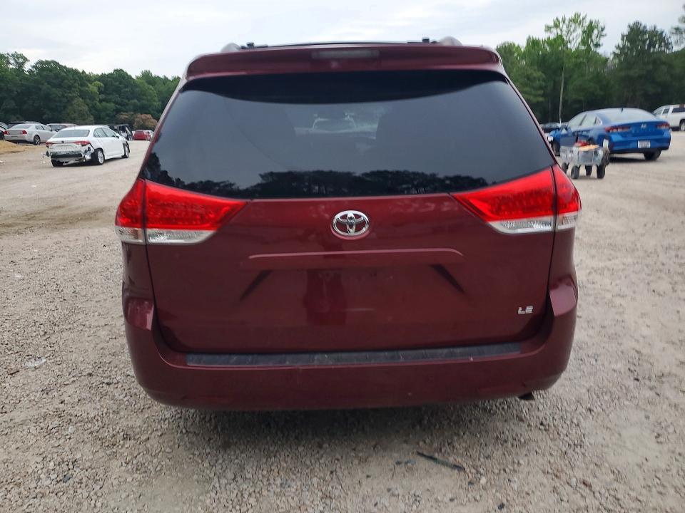 5TDKK3DC8DS302910 2013 TOYOTA SIENNA photo no. 6