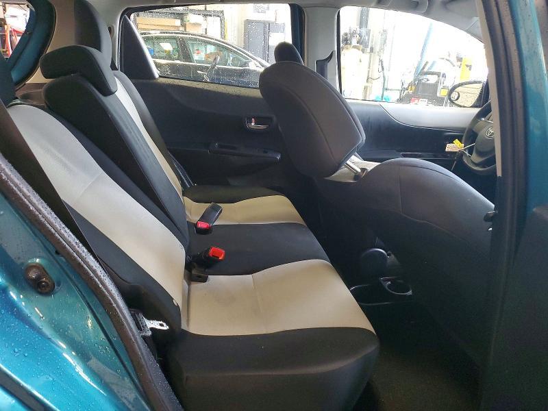 2013 TOYOTA YARIS 5-DOOR L — Фото 10 из 13