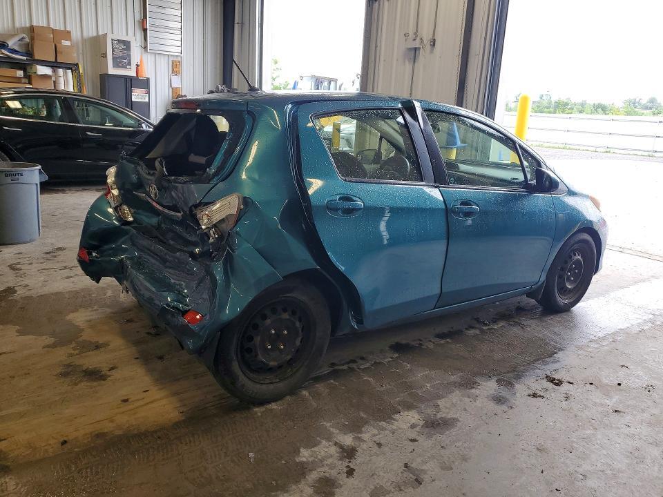 2013 TOYOTA YARIS 5-DOOR L — Фото 3 из 13