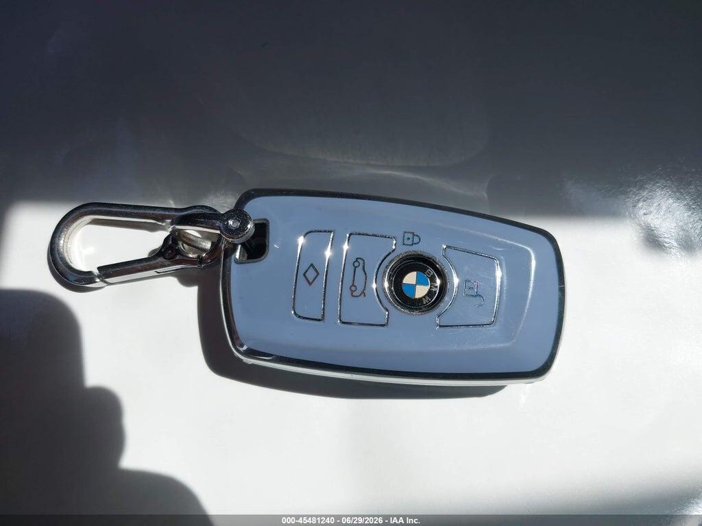 WBAFR1C56BC749073 2011 BMW 528I photo no. 11