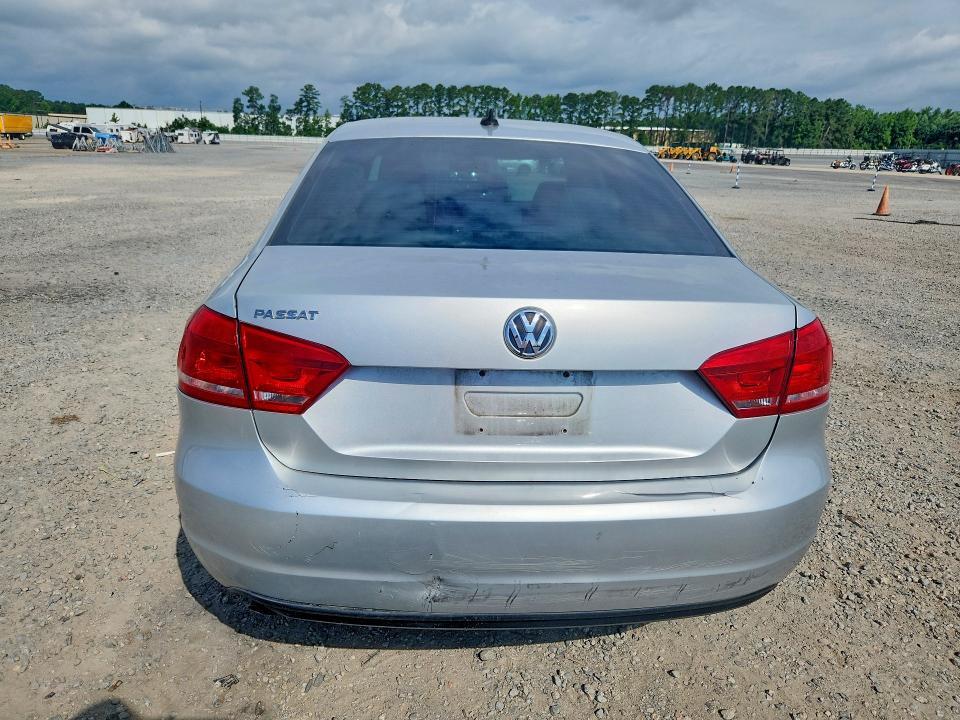 1VWAH7A35DC140268 2013 VOLKSWAGEN PASSAT photo no. 6