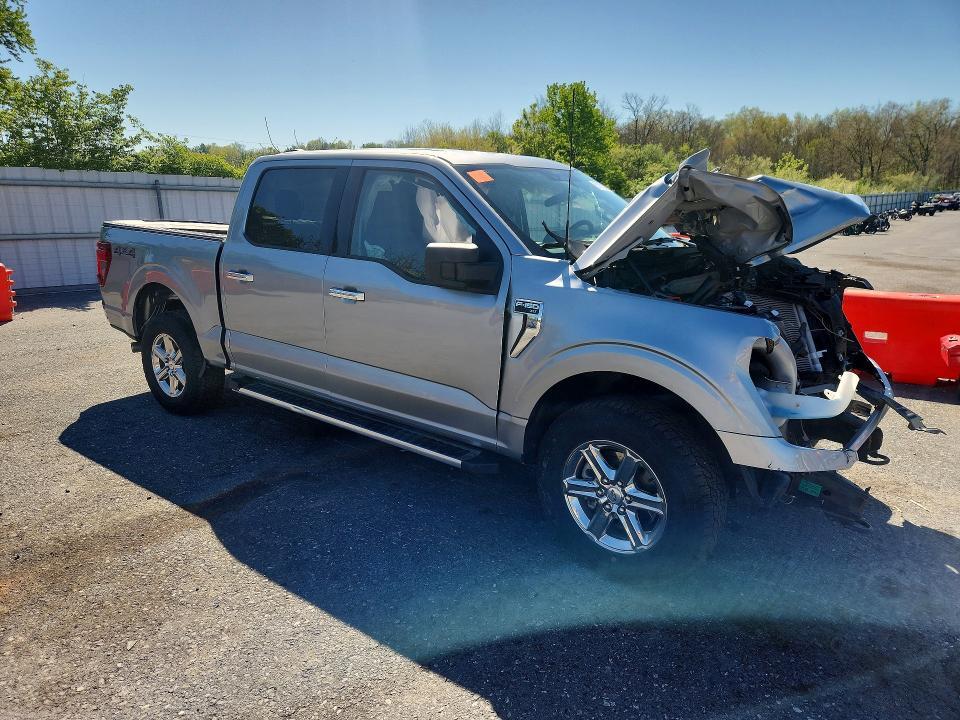 2025 FORD F150 XLT — Фото 4 из 12