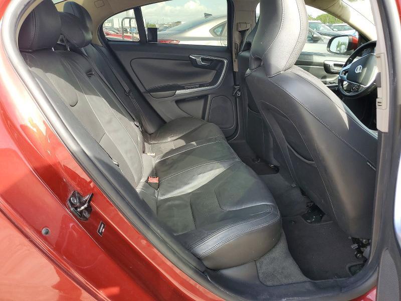 2013 VOLVO S60 T5 — Фото 10 из 12