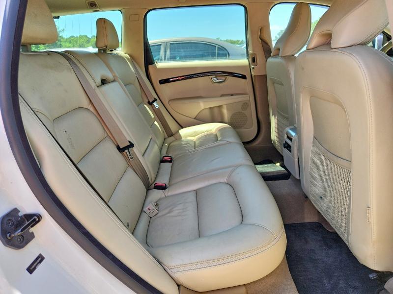 2013 VOLVO XC70 T6 — Фото 10 из 12