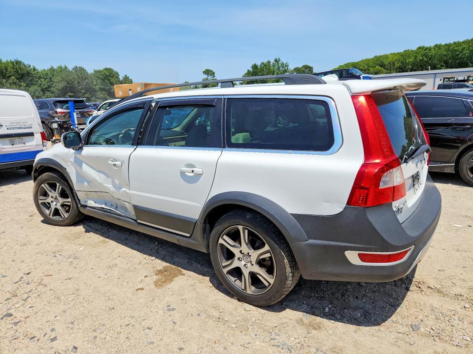 2013 VOLVO XC70 T6 — Фото 2 из 12