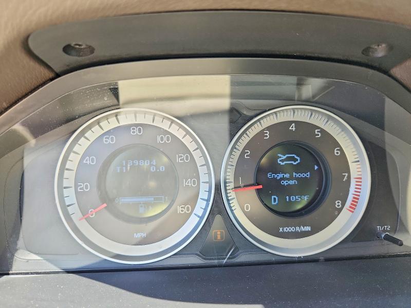 2013 VOLVO XC70 T6 — Фото 9 из 12