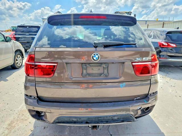 2012 BMW X5 XDRIVE35I — Фото 6 из 13