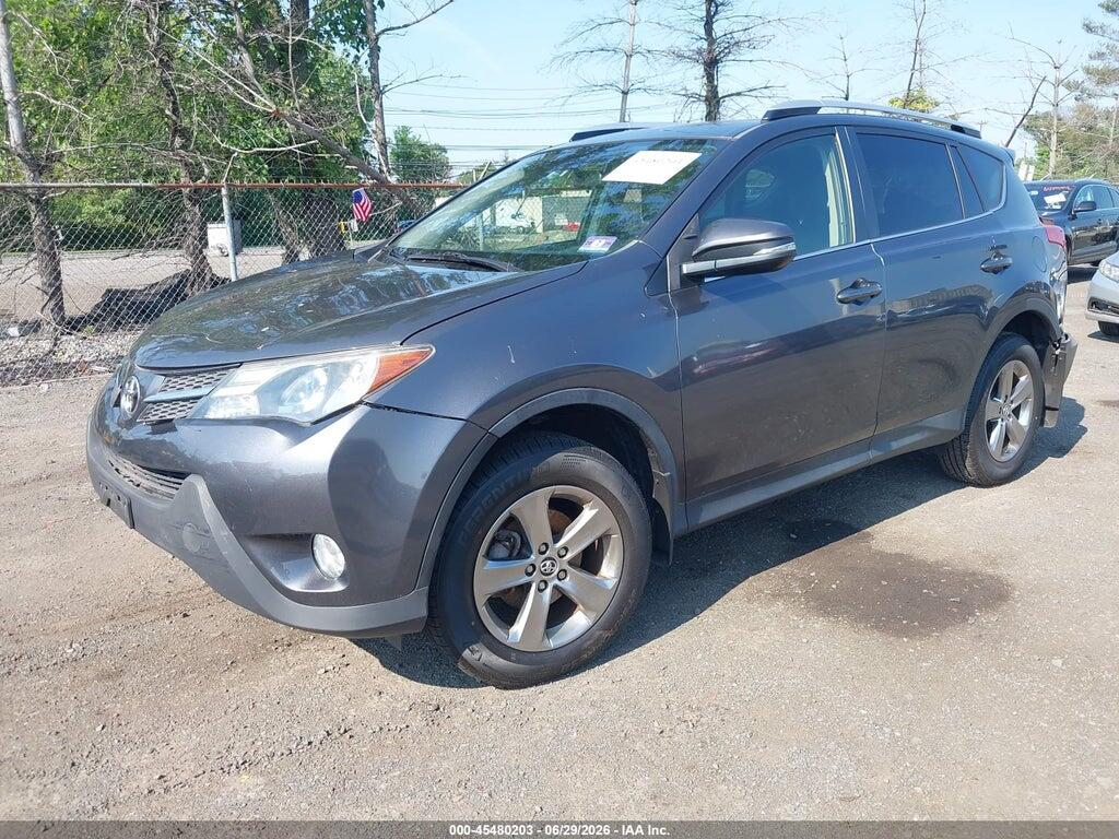 JTMRFREV5FD136690 2015 TOYOTA RAV4 photo no. 2