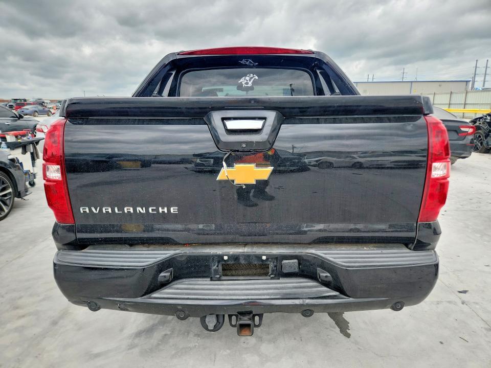 2012 CHEVROLET AVALANCHE LTZ — Фото 6 из 12