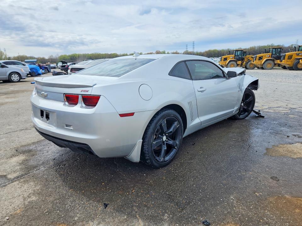 2012 CHEVROLET CAMARO LT — Фото 3 из 12