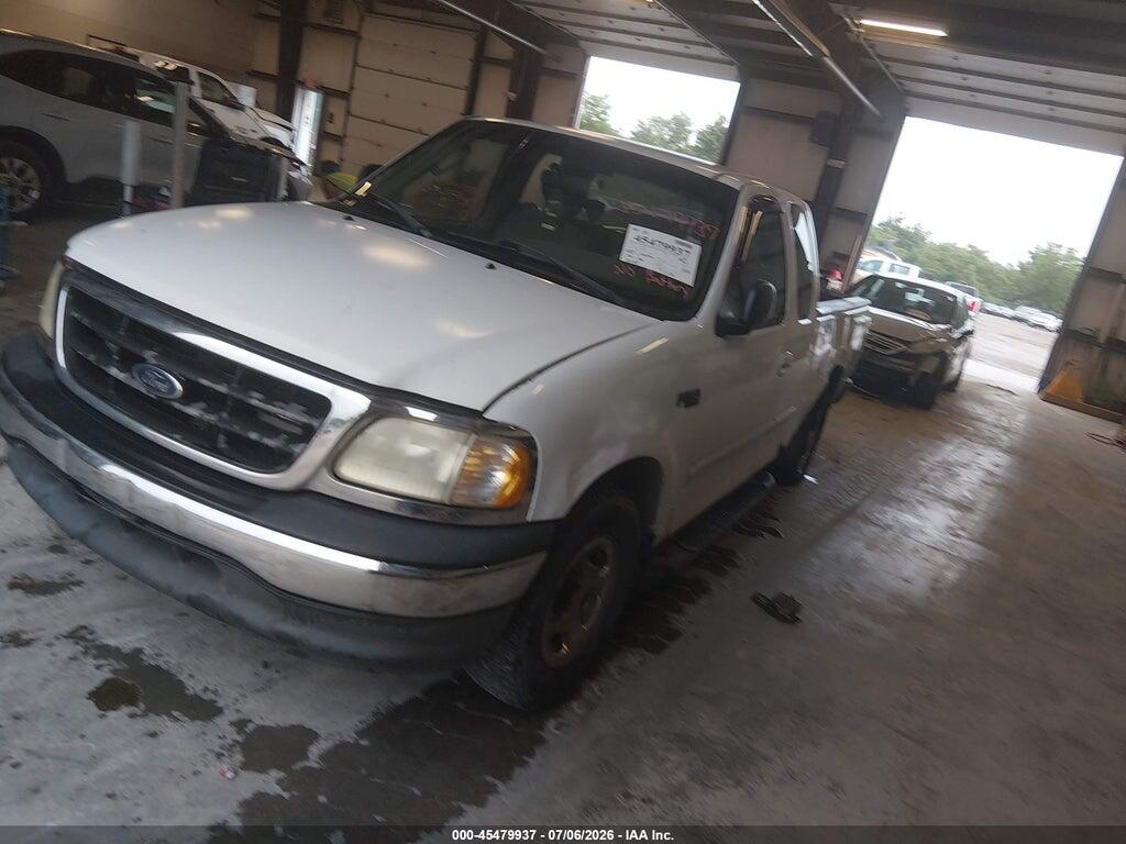1FTRX17272NB30203 2002 FORD F-150 photo no. 2