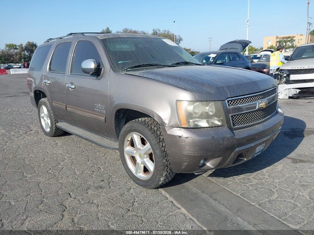 1GNSCBE02BR172203 2011 CHEVROLET TAHOE photo no. 1