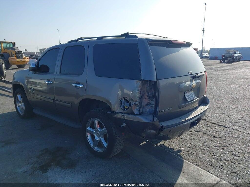 1GNSCBE02BR172203 2011 CHEVROLET TAHOE photo no. 3