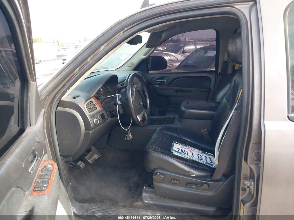 1GNSCBE02BR172203 2011 CHEVROLET TAHOE photo no. 5