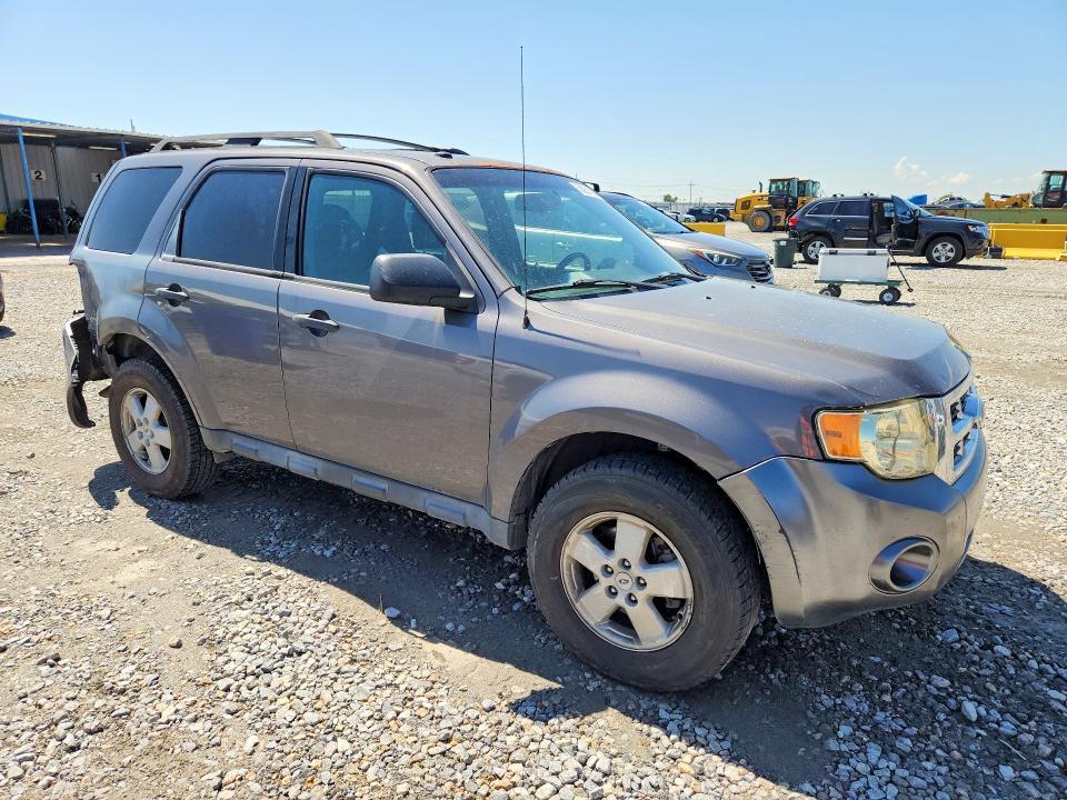 2012 FORD ESCAPE XLT — Фото 4 из 13