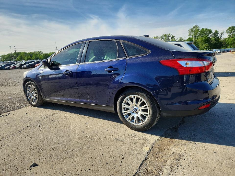 2012 FORD FOCUS SE — Фото 2 из 12