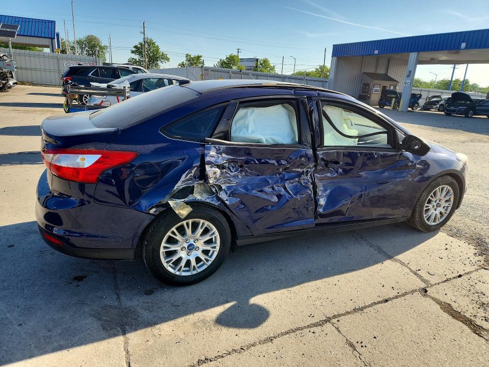 2012 FORD FOCUS SE — Фото 3 из 12