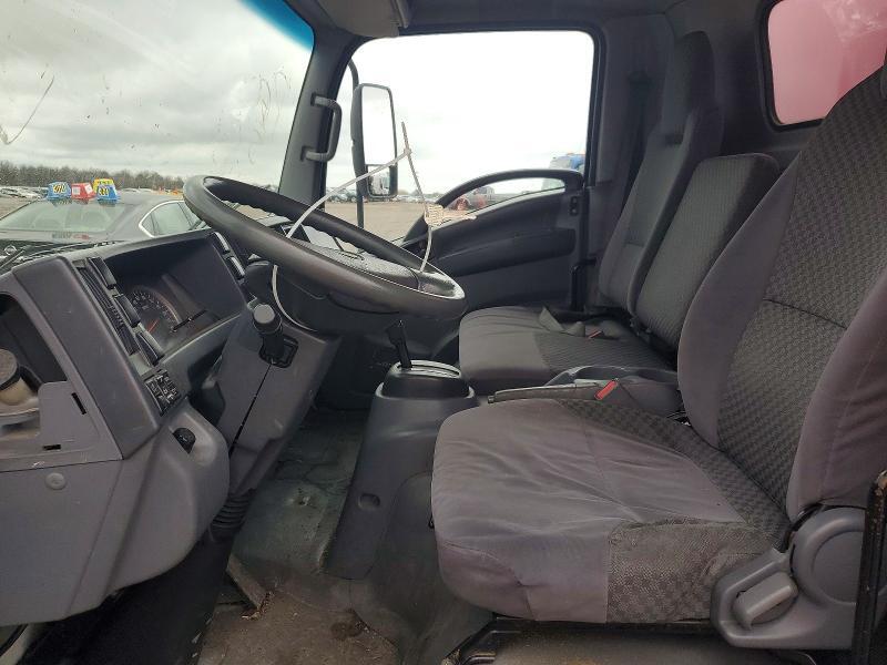 2012 ISUZU NQR BOX TRUCK — Фото 7 из 13