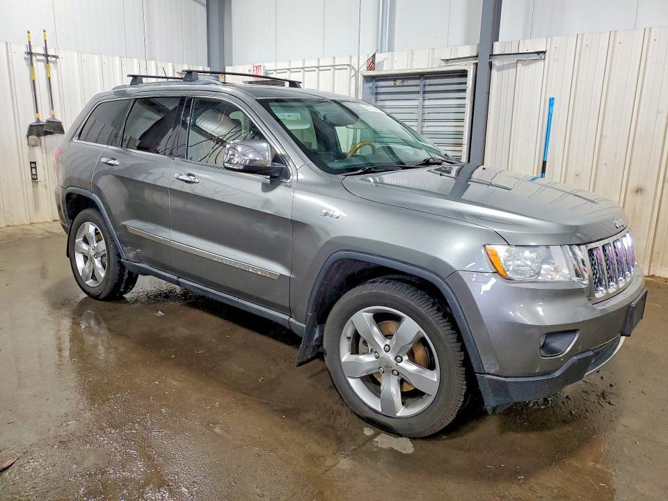 2012 JEEP GRAND CHEROKEE OVERLAND — Фото 4 из 13