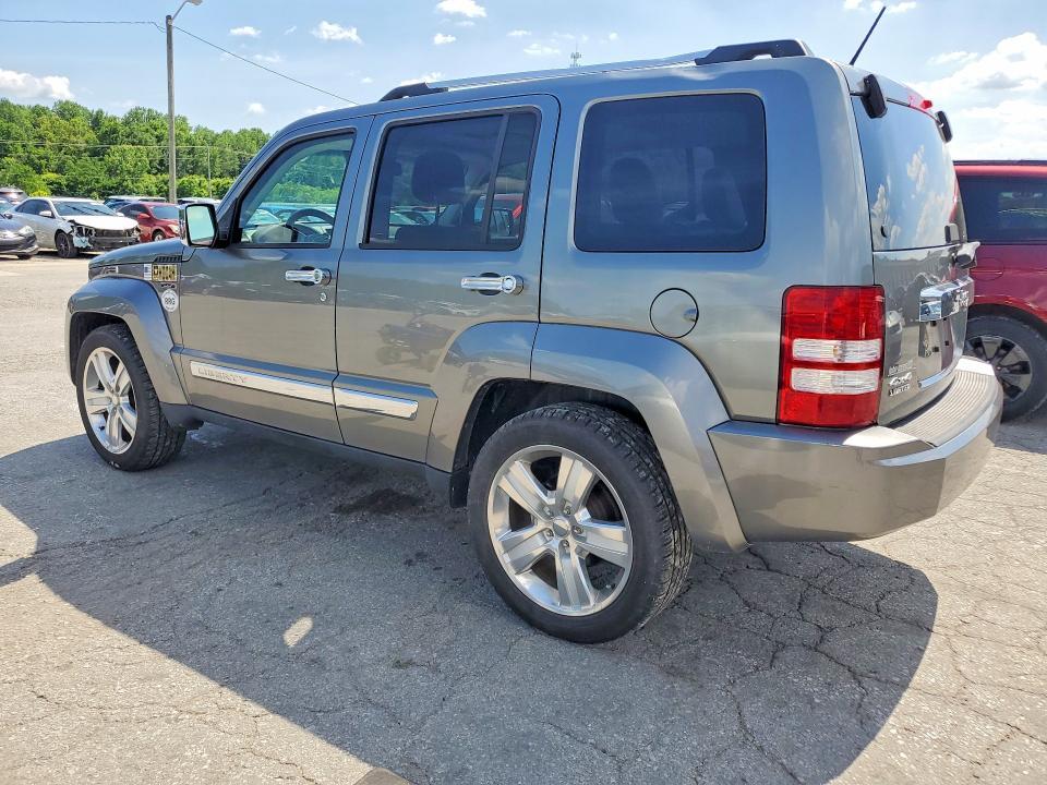 2012 JEEP LIBERTY JET — Фото 2 из 13