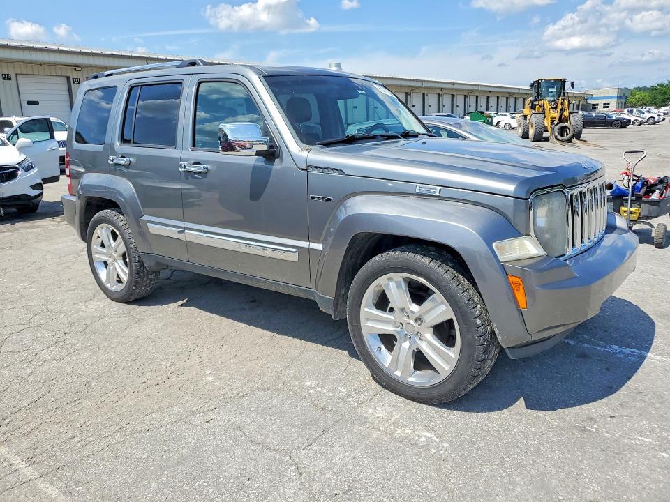 2012 JEEP LIBERTY JET — Фото 4 из 13