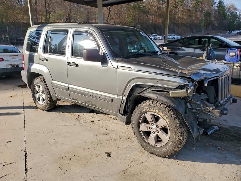 2012 JEEP LIBERTY SPORT — Фото 4 из 13