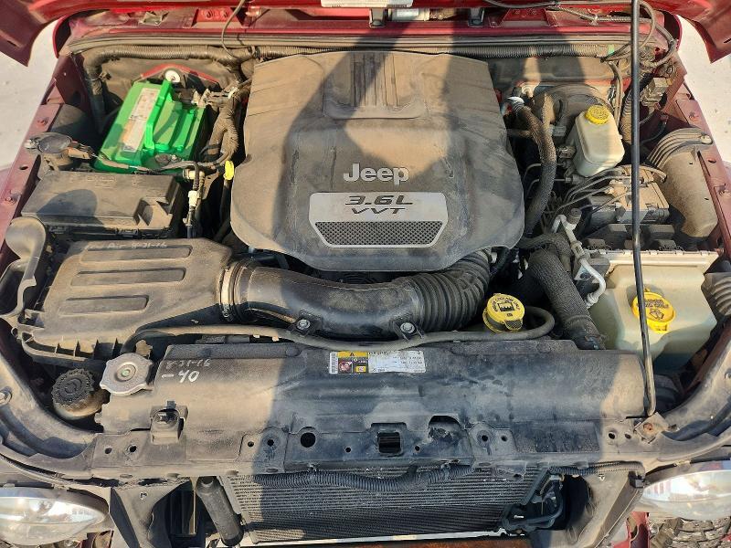 2012 JEEP WRANGLER UNLIMITED SAHARA — Фото 12 из 14