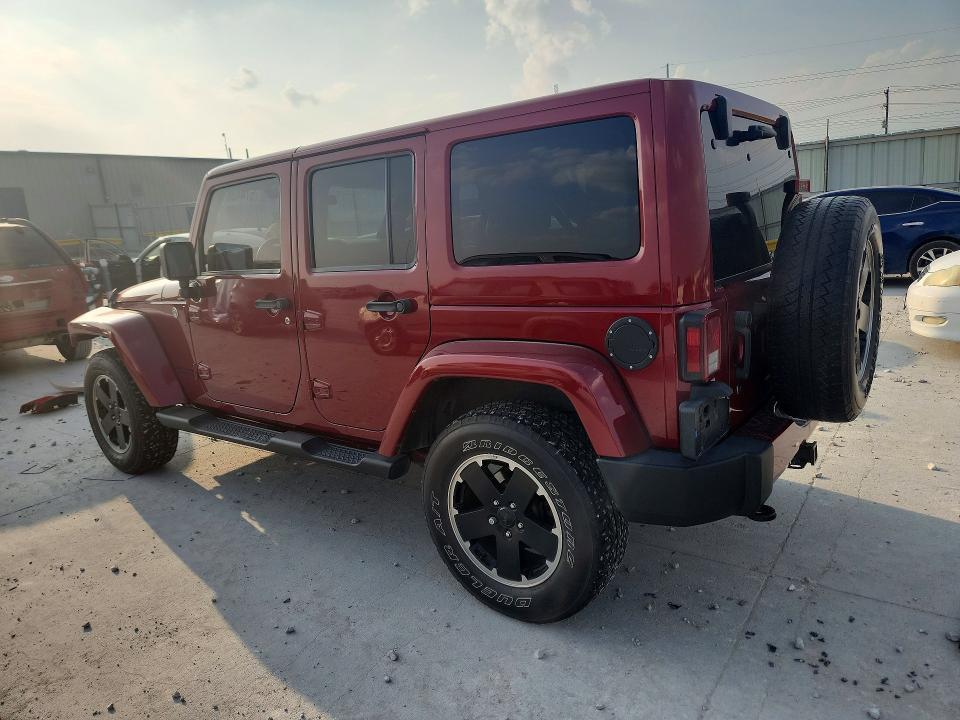 2012 JEEP WRANGLER UNLIMITED SAHARA — Фото 2 из 14