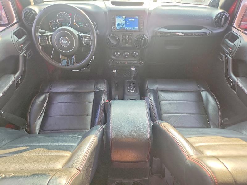 2012 JEEP WRANGLER UNLIMITED SAHARA — Фото 8 из 14