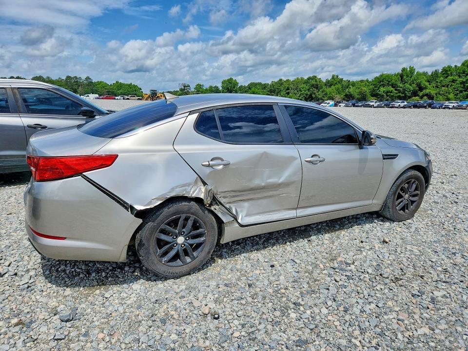 KNAGM4A71C5277279 2012 KIA OPTIMA photo no. 3