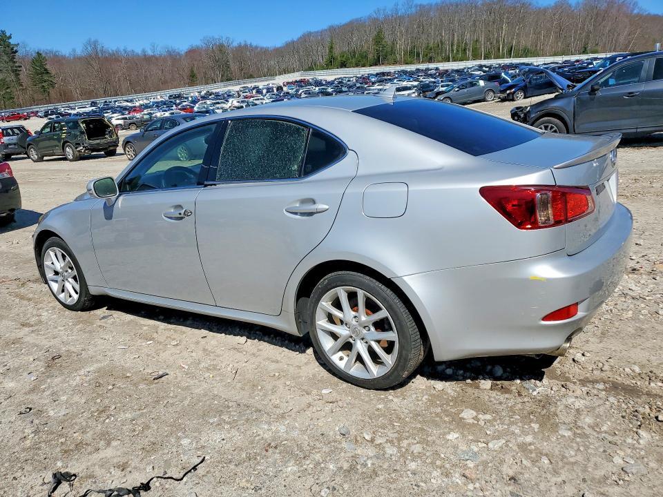 JTHCF5C24C5056311 2012 LEXUS IS 250 photo no. 2