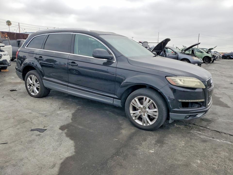 WA1LYAFE5AD007240 2010 AUDI Q7 photo no. 4