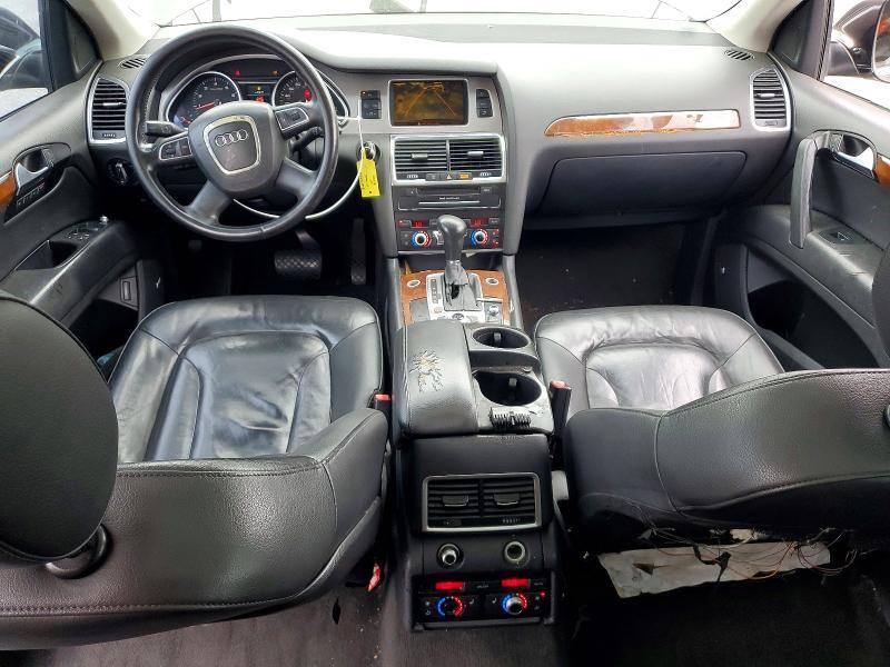 WA1LYAFE5AD007240 2010 AUDI Q7 photo no. 8