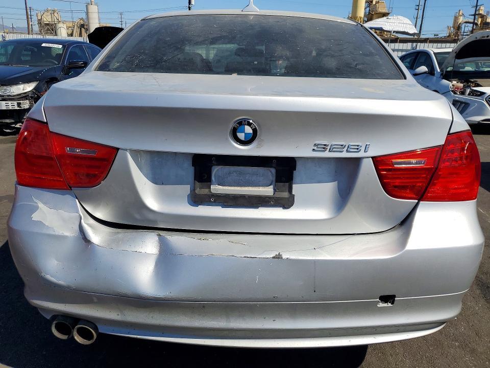 2010 BMW 328 I SULEV — Фото 6 из 12
