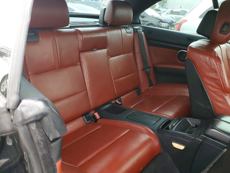 2010 BMW M3 — Фото 10 из 12