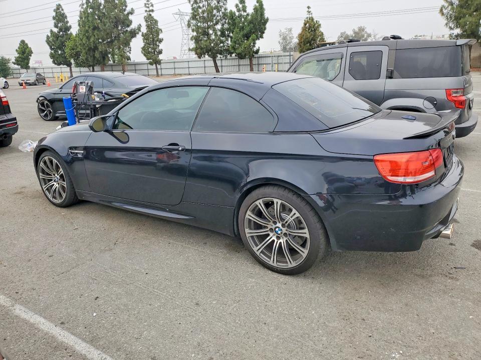 2010 BMW M3 — Фото 2 из 12