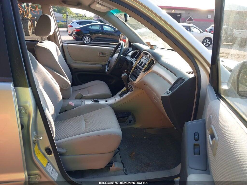 JTEEP21A040014129 2004 TOYOTA HIGHLANDER photo no. 5