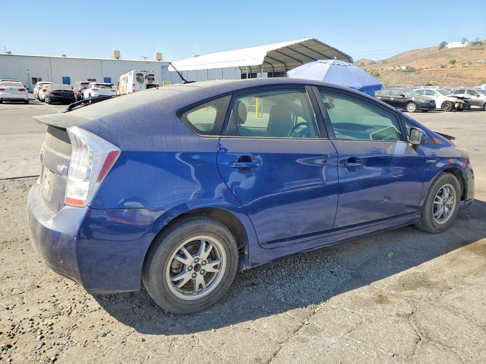 2010 TOYOTA PRIUS II — Фото 3 из 12