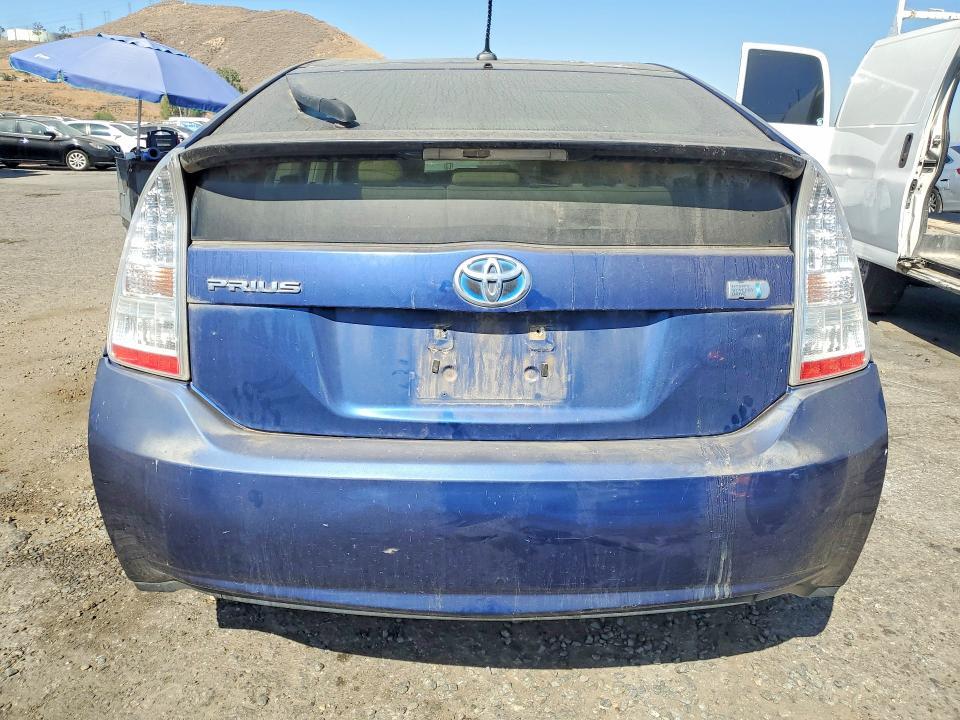 2010 TOYOTA PRIUS II — Фото 6 из 12