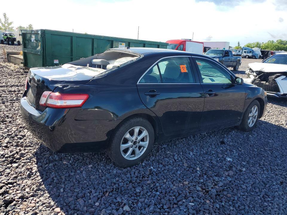 2010 TOYOTA CAMRY LE — Фото 3 из 12