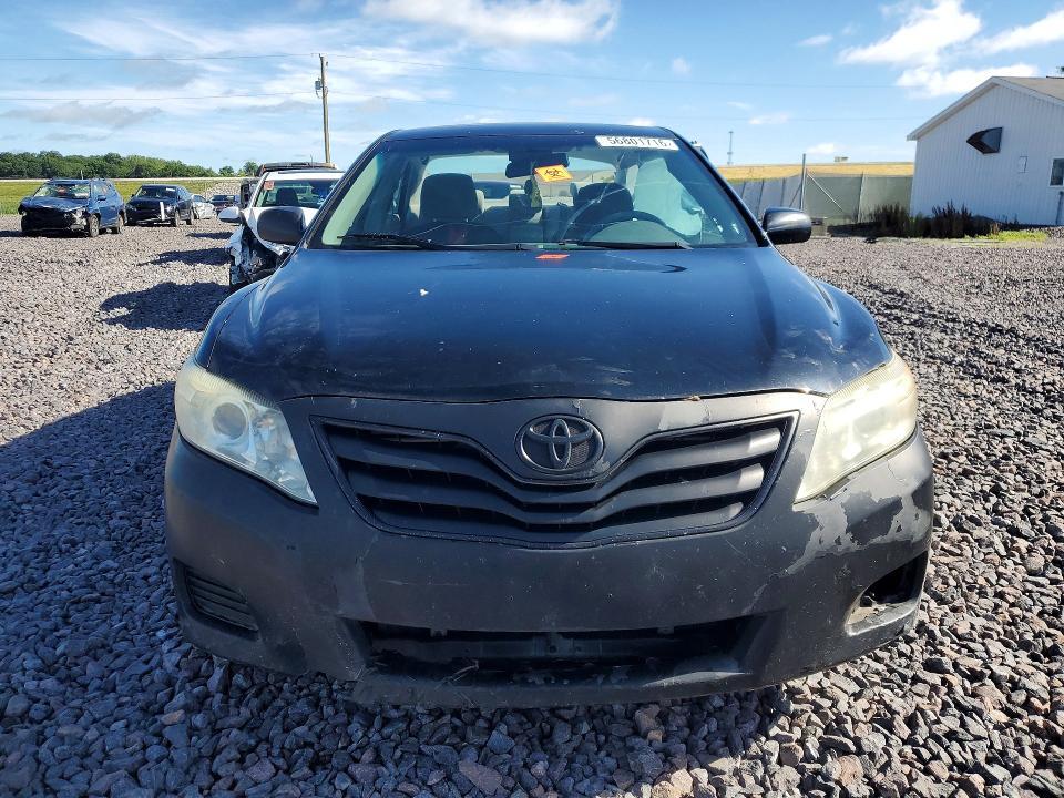 2010 TOYOTA CAMRY LE — Фото 5 из 12