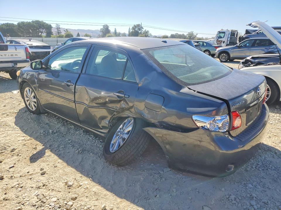 2010 TOYOTA COROLLA SEDAN 2WD — Фото 2 из 12