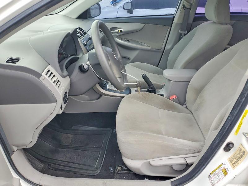 2010 TOYOTA COROLLA LE — Фото 7 из 12
