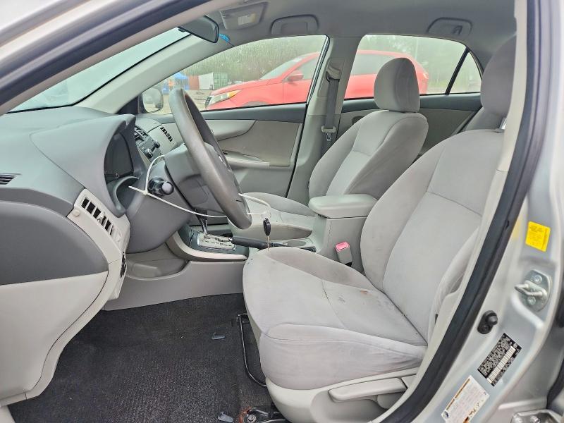2010 TOYOTA COROLLA LE — Фото 7 из 12