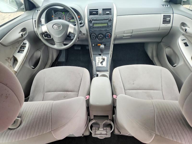 2010 TOYOTA COROLLA LE — Фото 8 из 12