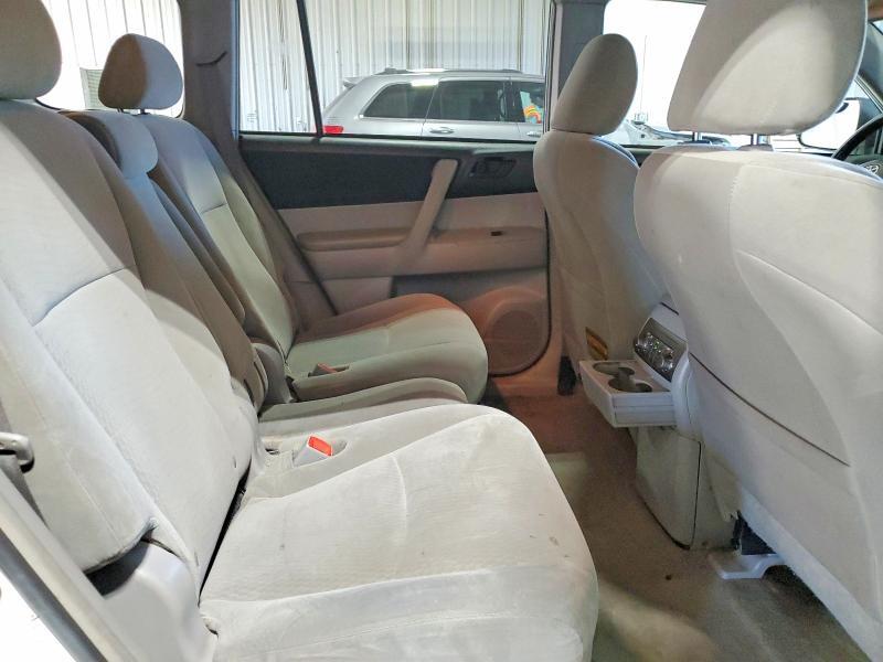 2010 TOYOTA HIGHLANDER BASE — Фото 11 из 13