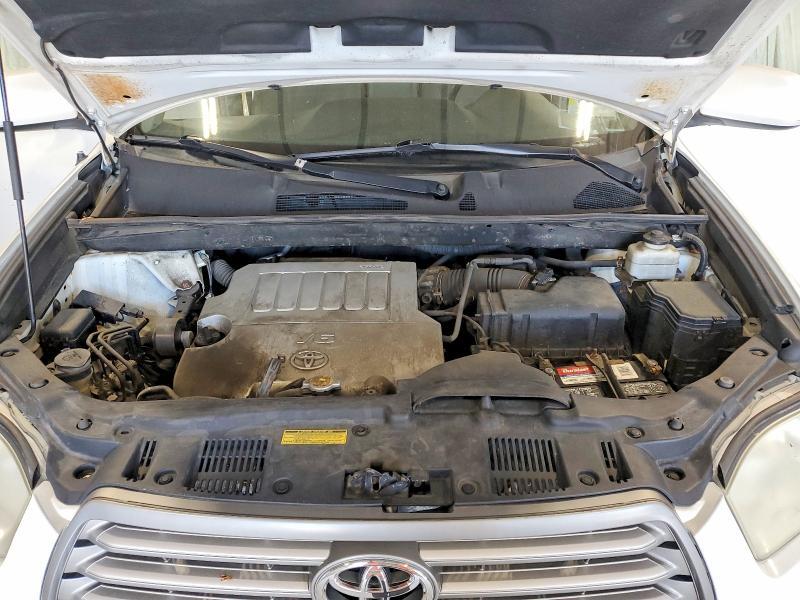 2010 TOYOTA HIGHLANDER BASE — Фото 12 из 13