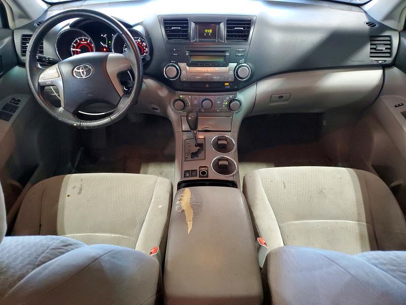 2010 TOYOTA HIGHLANDER BASE — Фото 8 из 13