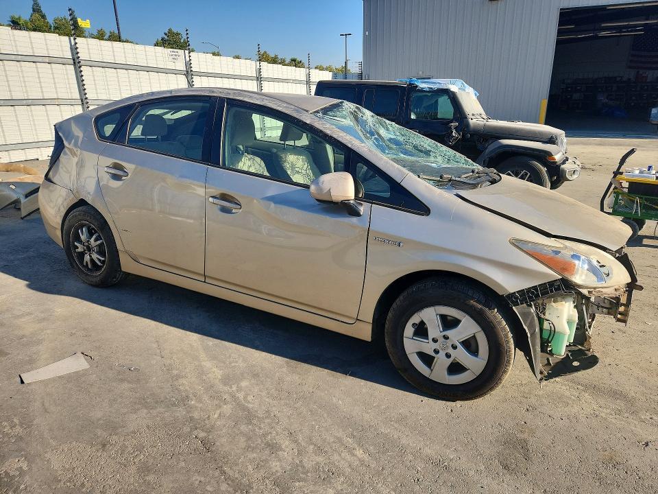 2010 TOYOTA PRIUS II — Фото 4 из 13